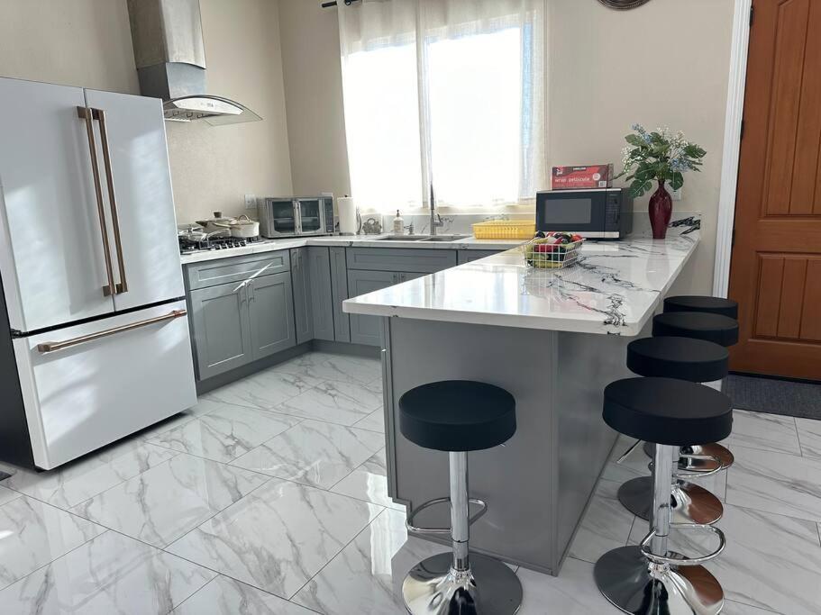 New Renovated House In Little Saigon Villa Midway City Luaran gambar