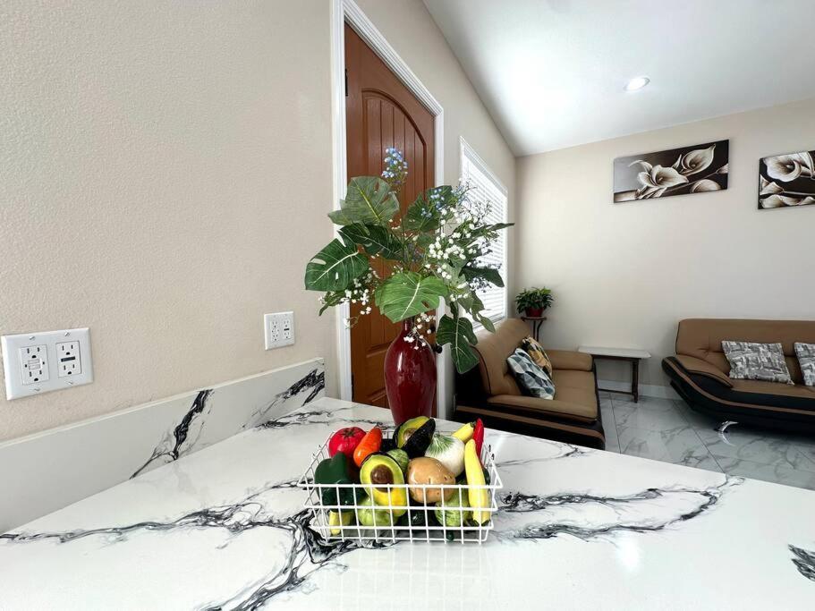 New Renovated House In Little Saigon Villa Midway City Luaran gambar